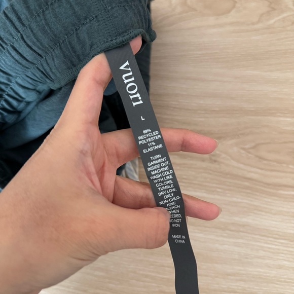 Vuori Large NEW Halo Performance Shorts Stone Heather - Picture 5 of 7